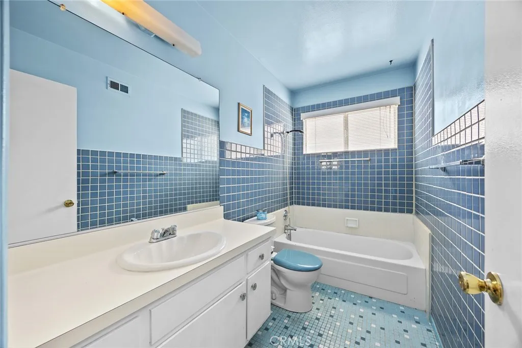 Additional image 46 of 20010 Earlie Avenue, Carson, CA 90746