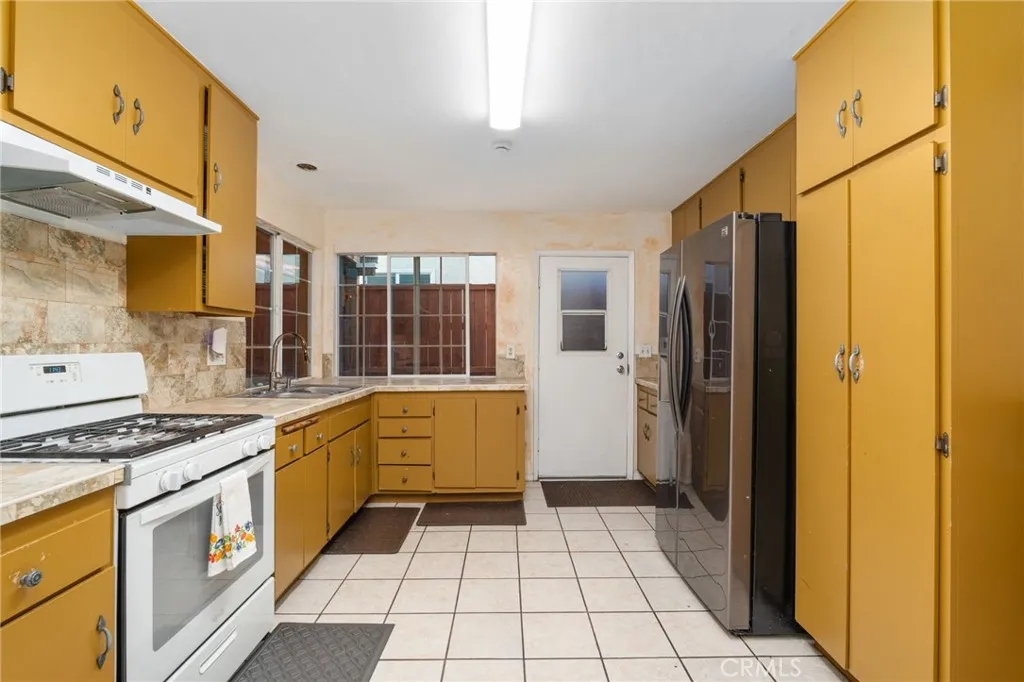 Additional image 12 of 5762 Sky Meadow St, Jurupa Valley, CA 92509