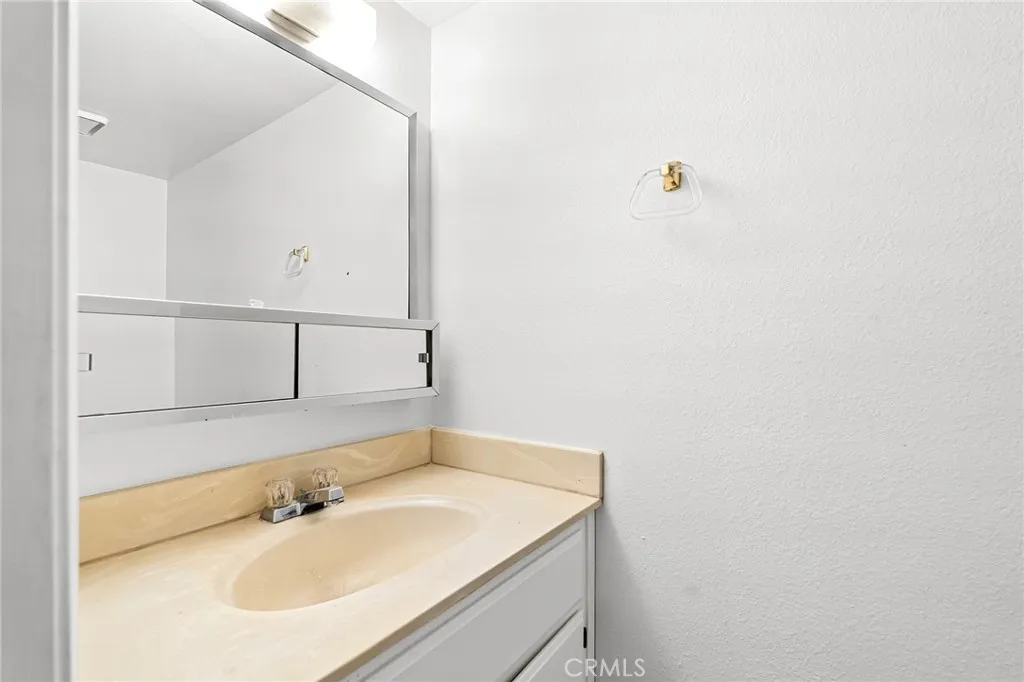 Additional image 24 of 585 North st, Corning, CA 96021