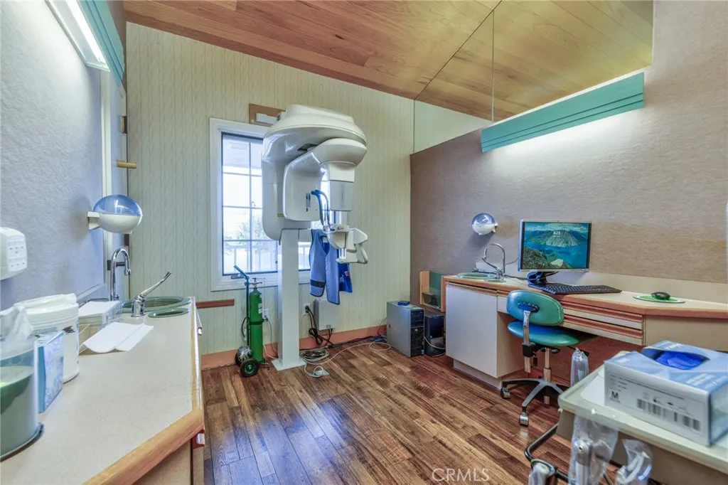 Additional image 39 of 16336 Whittier, Whittier, CA 90603