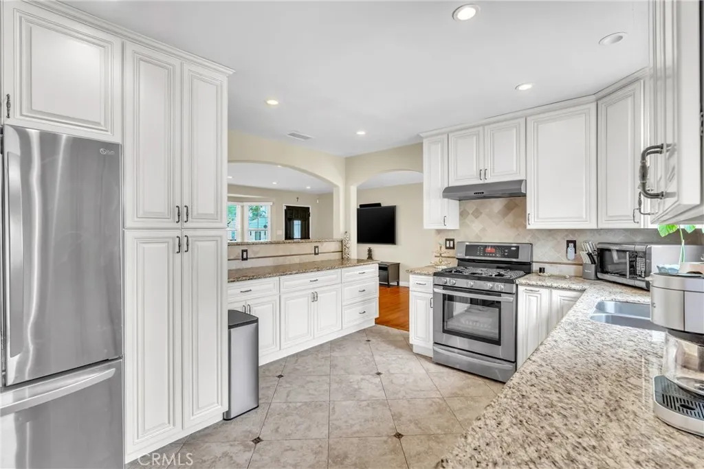 Additional image 12 of 3295 Las Lunas, Pasadena, CA 91107