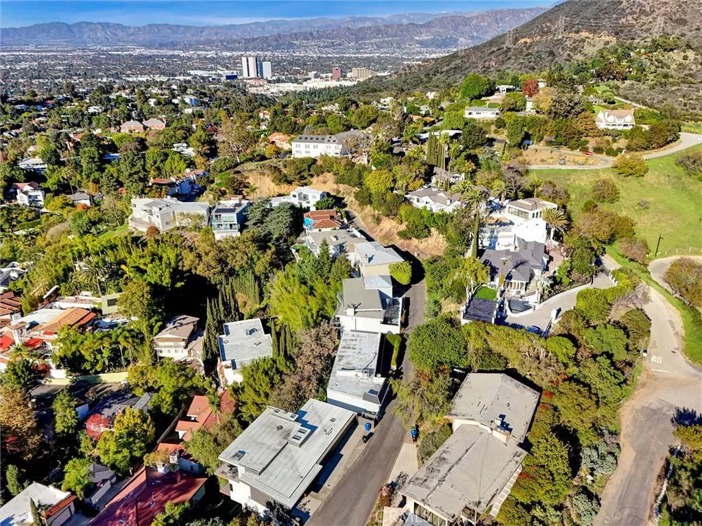 Additional image 85 of 3219 Tareco, Los Angeles, CA 90068