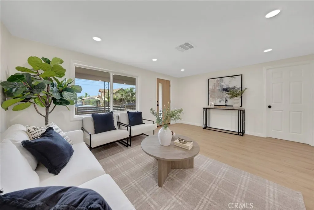 Additional image 15 of 132 N Rowan Avenue, Los Angeles, CA 90063