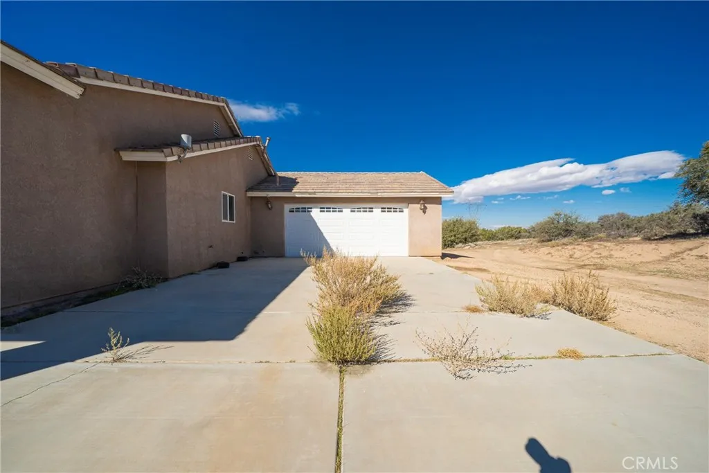 Additional image 51 of 5378 Bellflower Street, Oak Hills, CA 92344