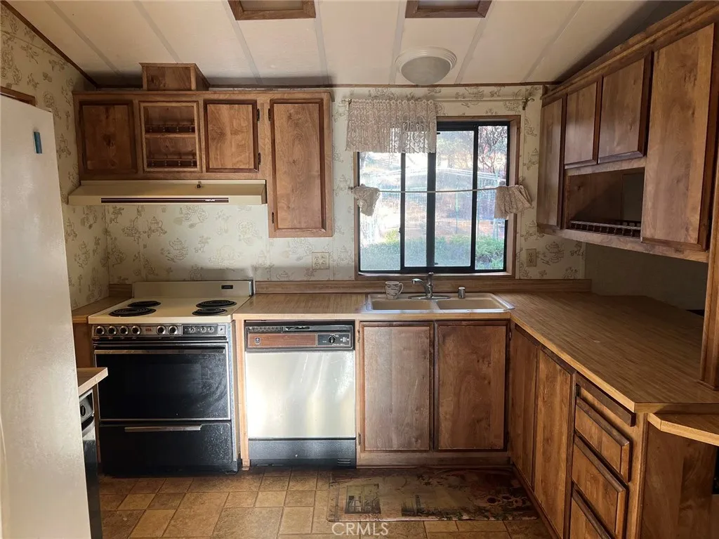 Additional image 7 of 110 Roemelt Lane, Oroville, CA 95966