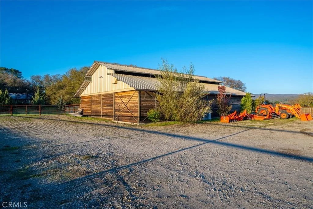 Additional image 121 of 9235 N Forty, Atascadero, CA 93422