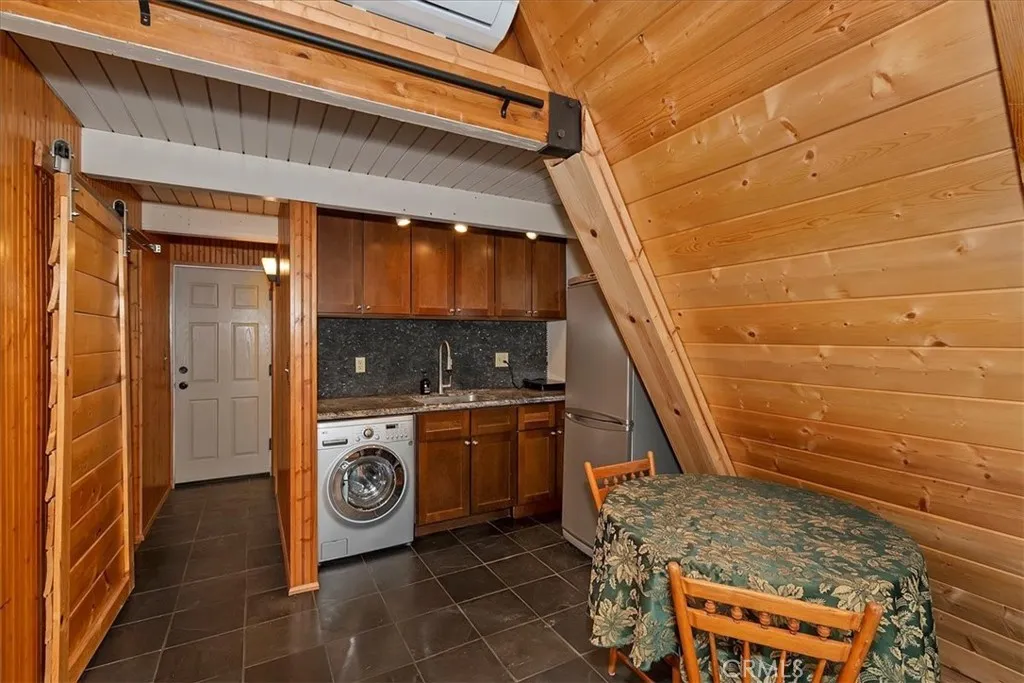 Additional image 16 of 33005 Arrowbear Dr, Arrowbear, CA 92382