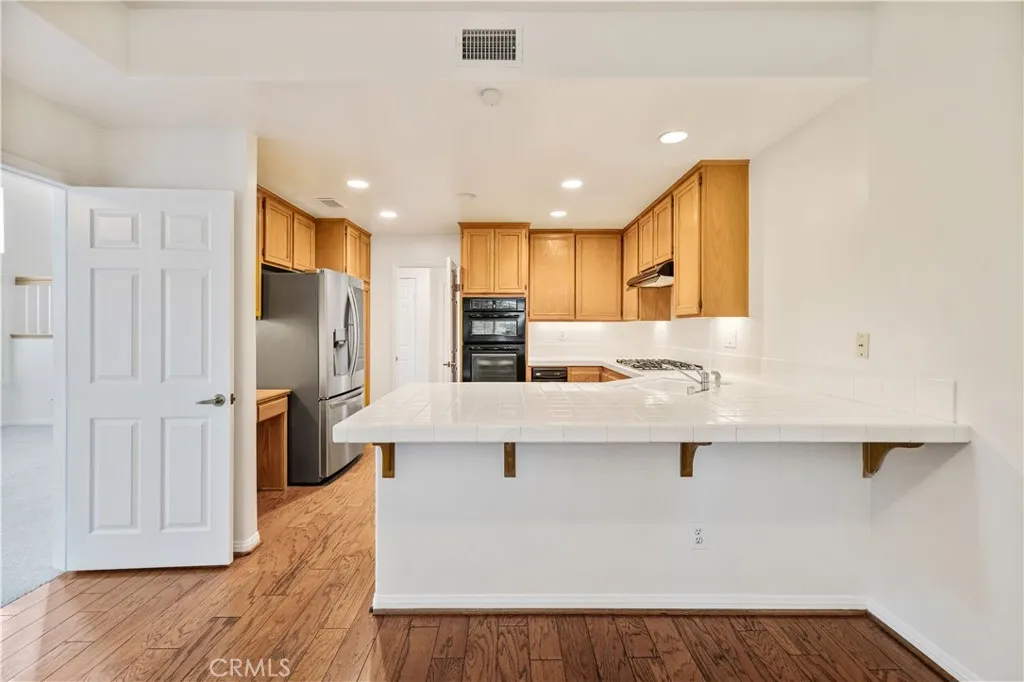 Additional image 56 of 24420 Hampton Dr Unit C, Valencia, CA 91355