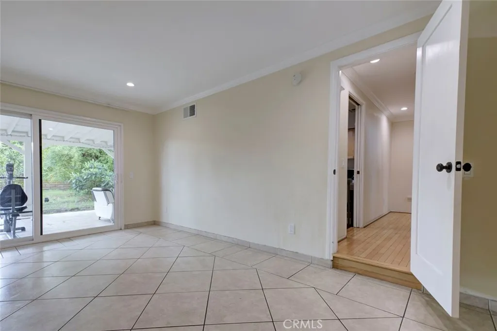 Additional image 17 of 20442 Runnymede, Winnetka, CA 91306