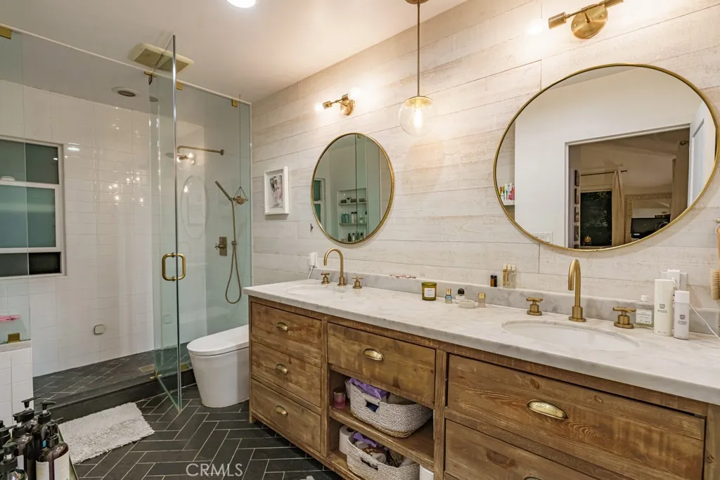 Additional image 131 of 704 Valita St, Venice, CA 90291