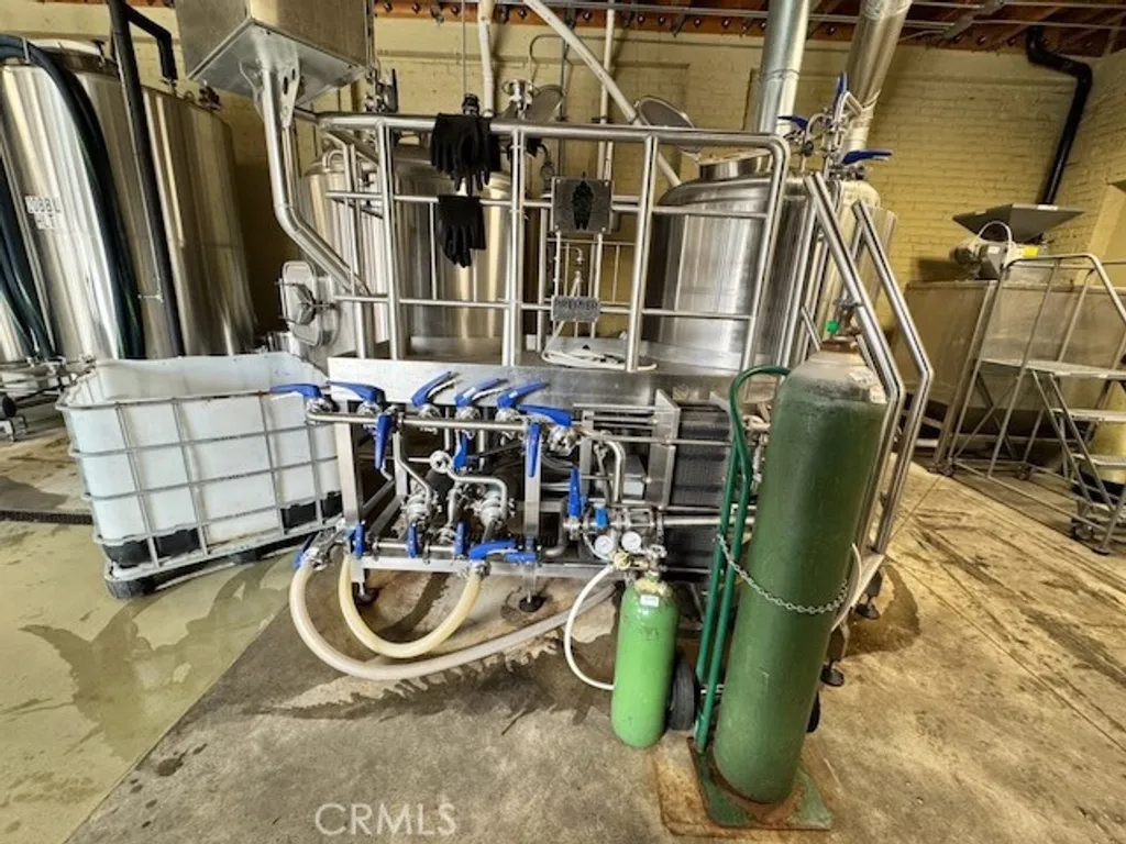 Additional image 35 of 585 E Thompson Boulevard, Ventura, CA 93001