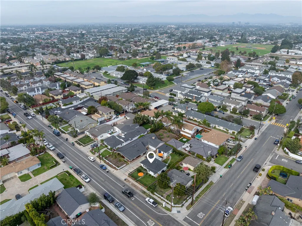 Additional image 32 of 394 E 20th St, Costa Mesa, CA 92627