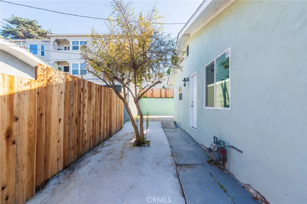 Additional image 68 of 1680 S Rimpau Boulevard, Los Angeles, CA 90019