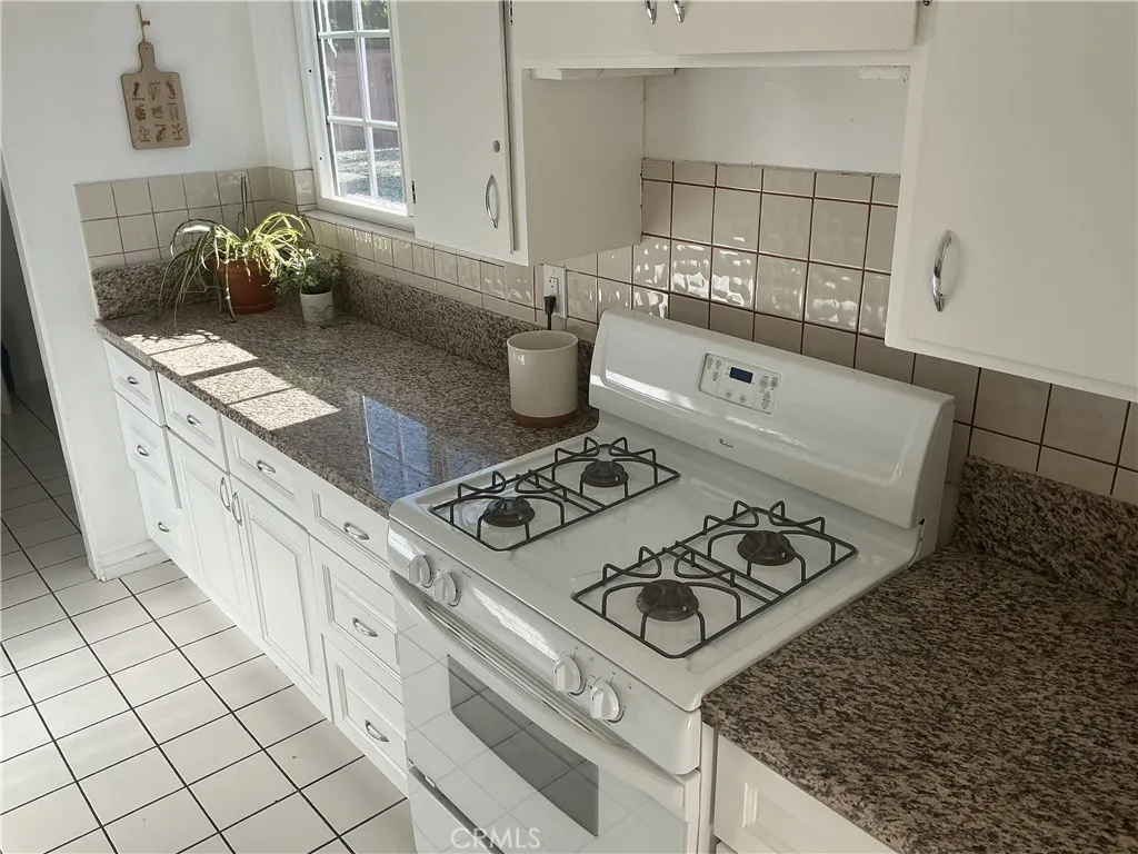 Additional image 19 of 17734 Baltar Street, Reseda, CA 91335