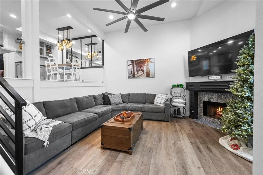 Additional image 76 of 380 W Wilson St Unit B106, Costa Mesa, CA 92627