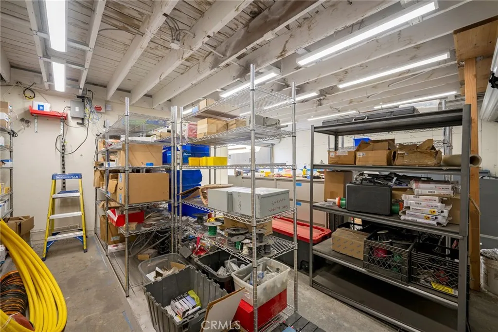 Additional image 76 of 2304 W Burbank Boulevard, Burbank, CA 91506