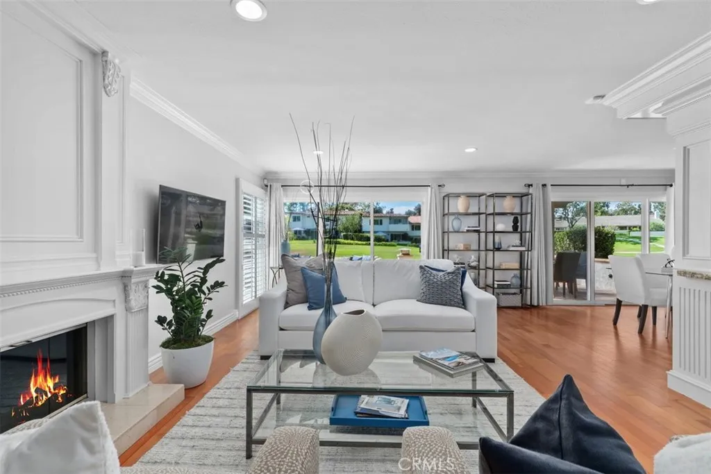 Additional image 5 of 525 Vista Flora, Newport Beach, CA 92660