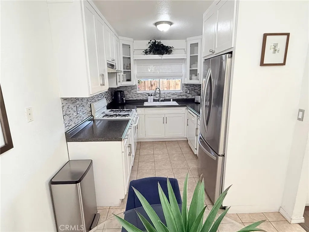 Additional image 7 of 14265 Terra Bella Street Unit 32, Panorama City, CA 91402