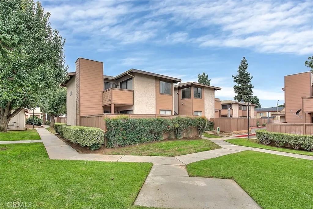 Additional image 3 of 1333 Massachusetts Avenue Unit 201, Riverside, CA 92507