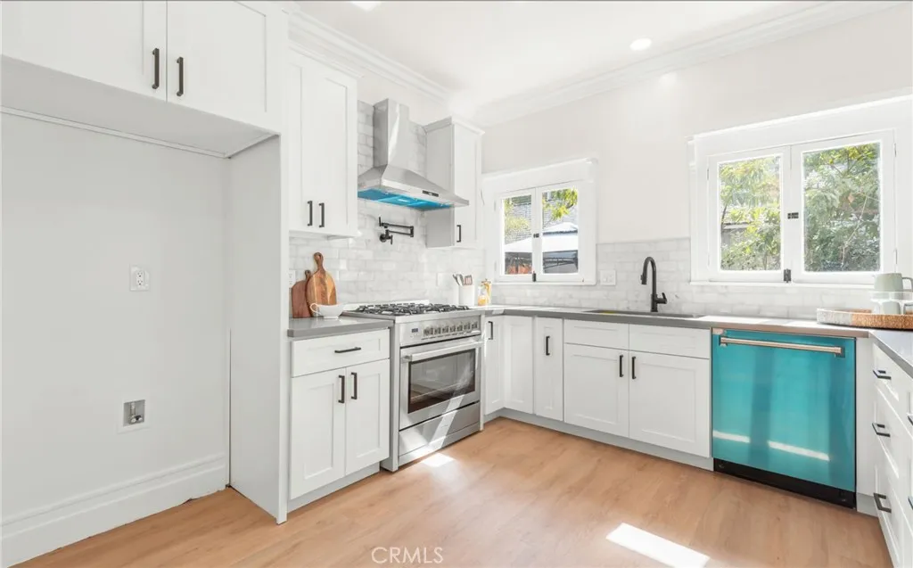 Additional image 75 of 1720 S Kingsley Dr, Los Angeles, CA 90006