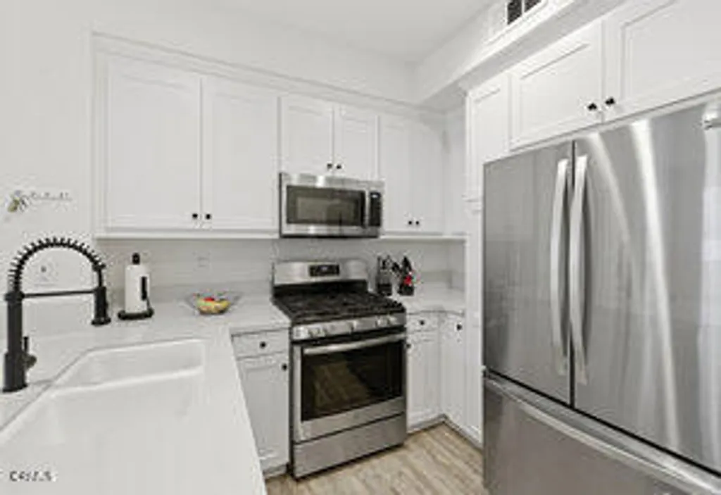 Additional image 4 of 401 Castiano Street, Camarillo, CA 93012