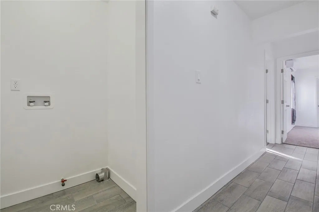 Additional image 59 of 1434 W 92nd St, Los Angeles, CA 90047
