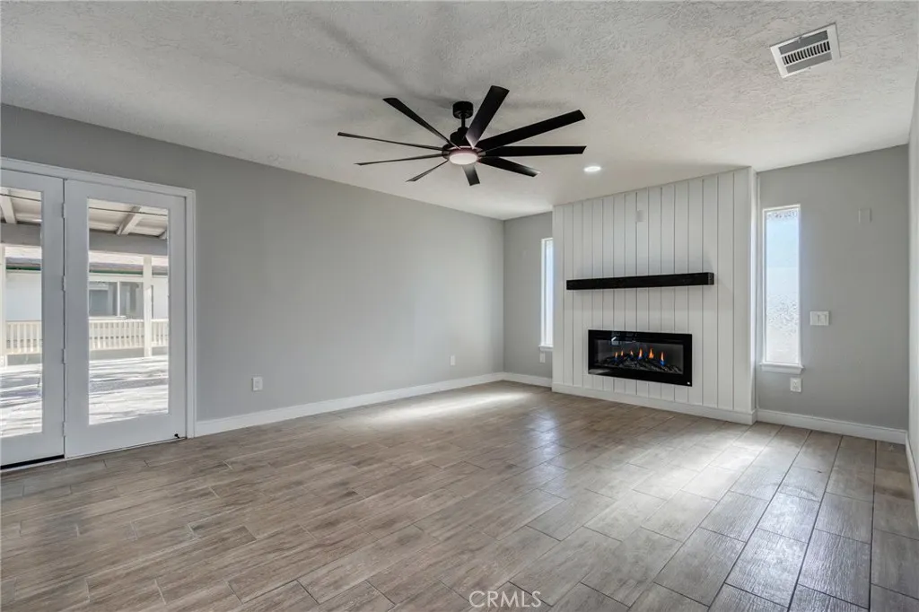 Additional image 23 of 10731 Anaconda Avenue, Oak Hills, CA 92344