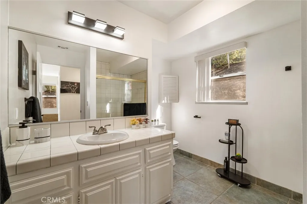 Additional image 61 of 4558 Jessica Dr, Los Angeles, CA 90065