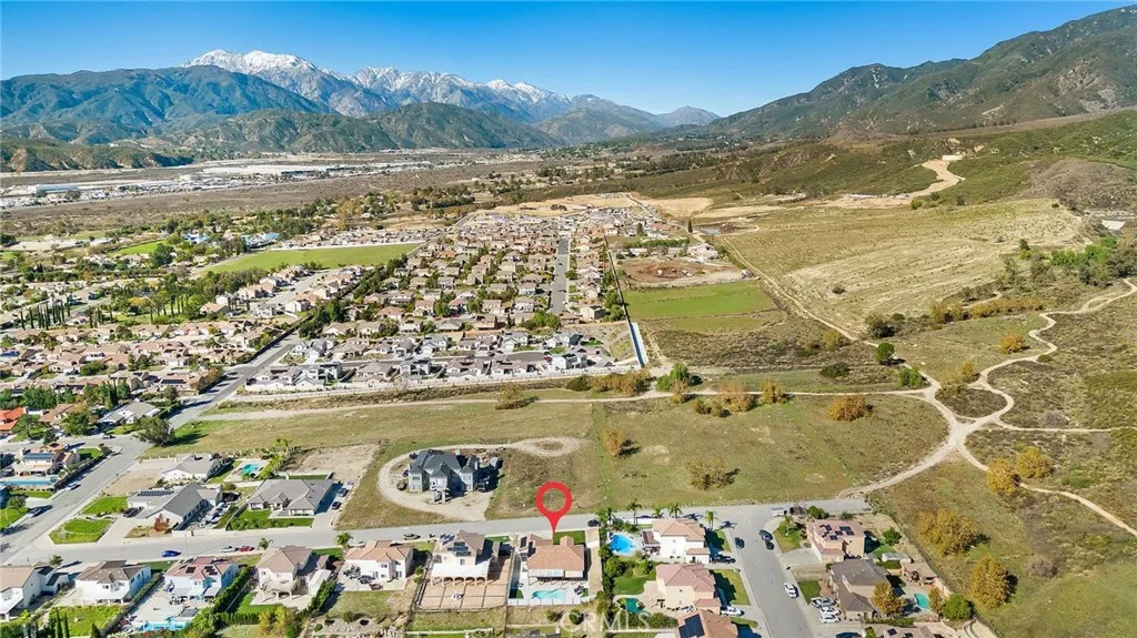 Additional image 91 of 6835 N Escena Street, San Bernardino, CA 92407