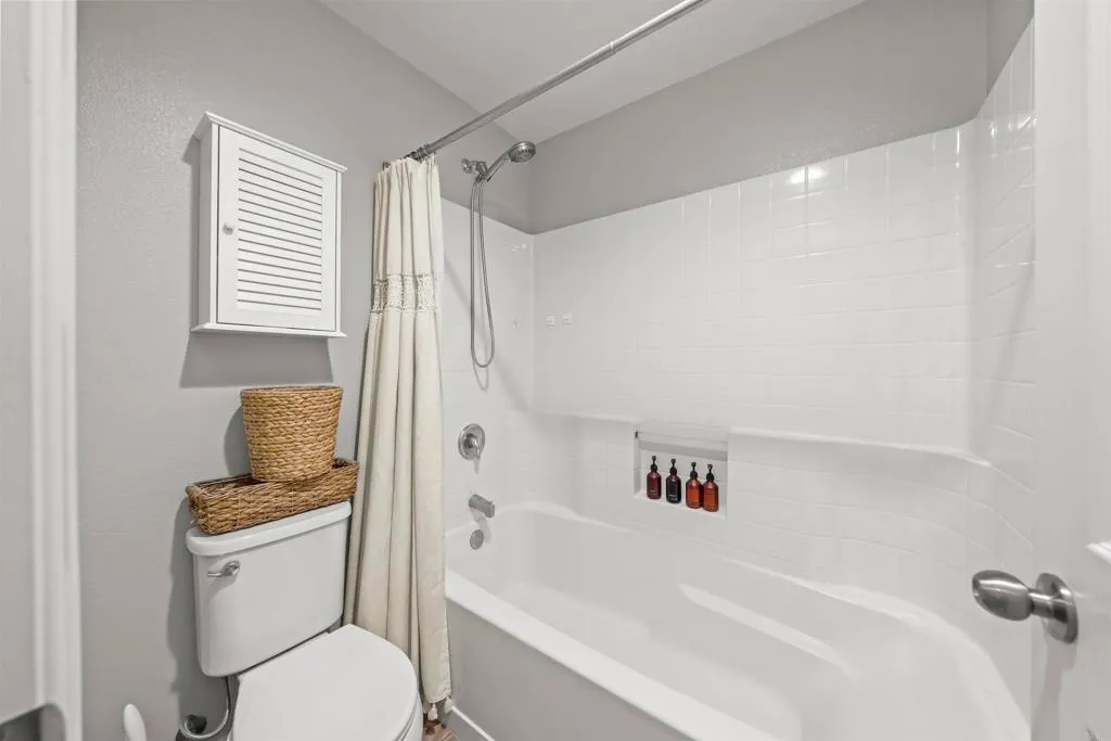 Additional image 40 of 231 Vermont Court, El Cajon, CA 92020