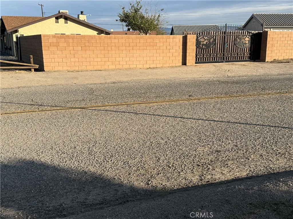 Additional image 11 of 15137 Luna Road, Victorville, CA 92392