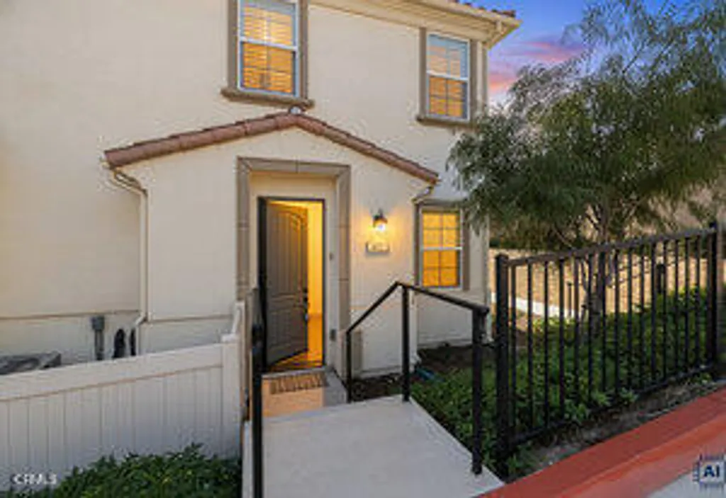 Additional image 2 of 401 Castiano Street, Camarillo, CA 93012