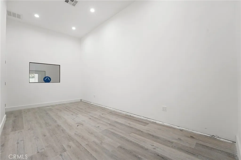 Additional image 17 of 5310 Laurel Canyon, Valley Village, CA 91607