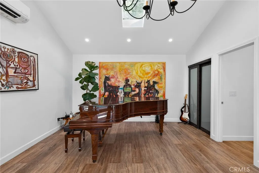 Additional image 69 of 5526 Fulton, Sherman Oaks, CA 91401