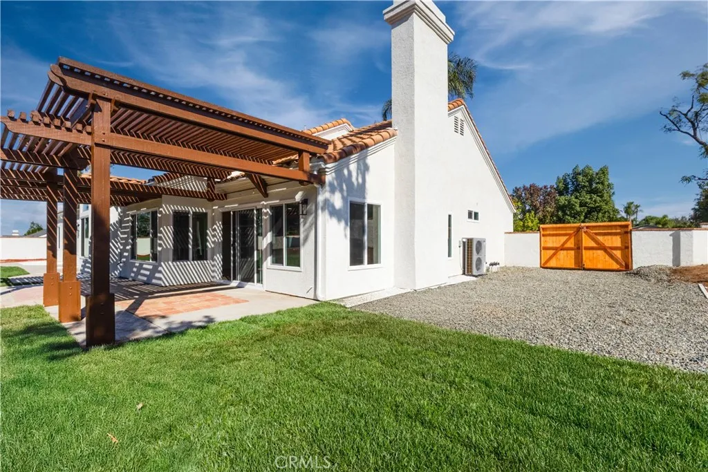 Additional image 72 of 2352 Keusder Way, Riverside, CA 92503