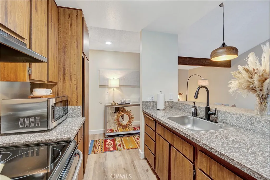 Additional image 14 of 174 Streamwood, Irvine, CA 92620