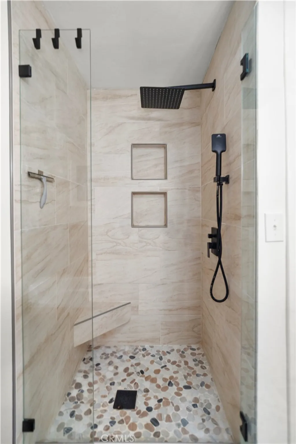 Additional image 42 of 1811 Country Club Dr, Bakersfield, CA 93306