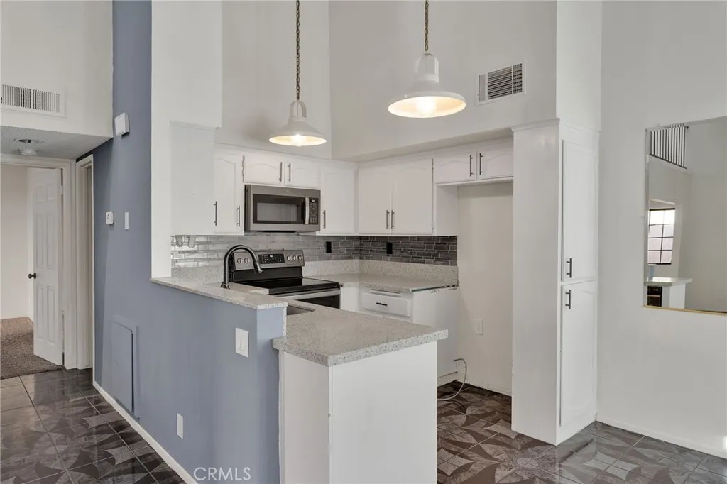 Additional image 60 of 11659 Pepper Lane, Apple Valley, CA 92308