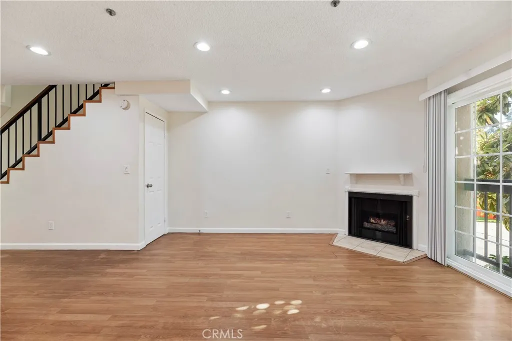 Additional image 22 of 147 W Acacia Avenue Unit#104, Glendale, CA 91204