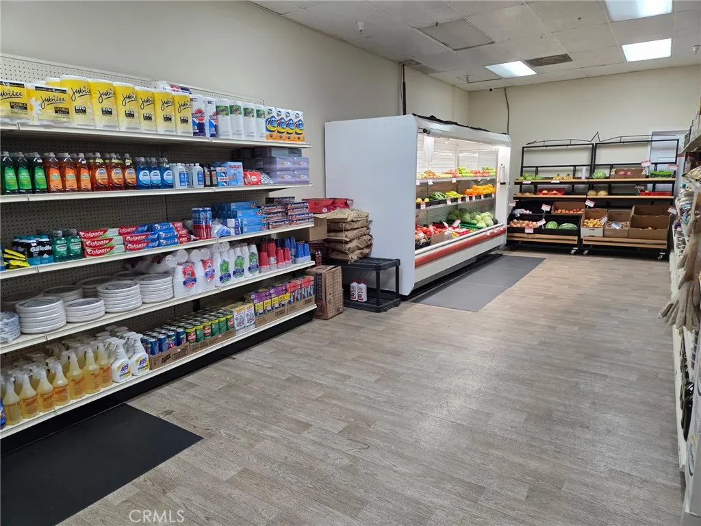 Additional image 9 of 11009 Burbank, North Hollywood, CA 91601