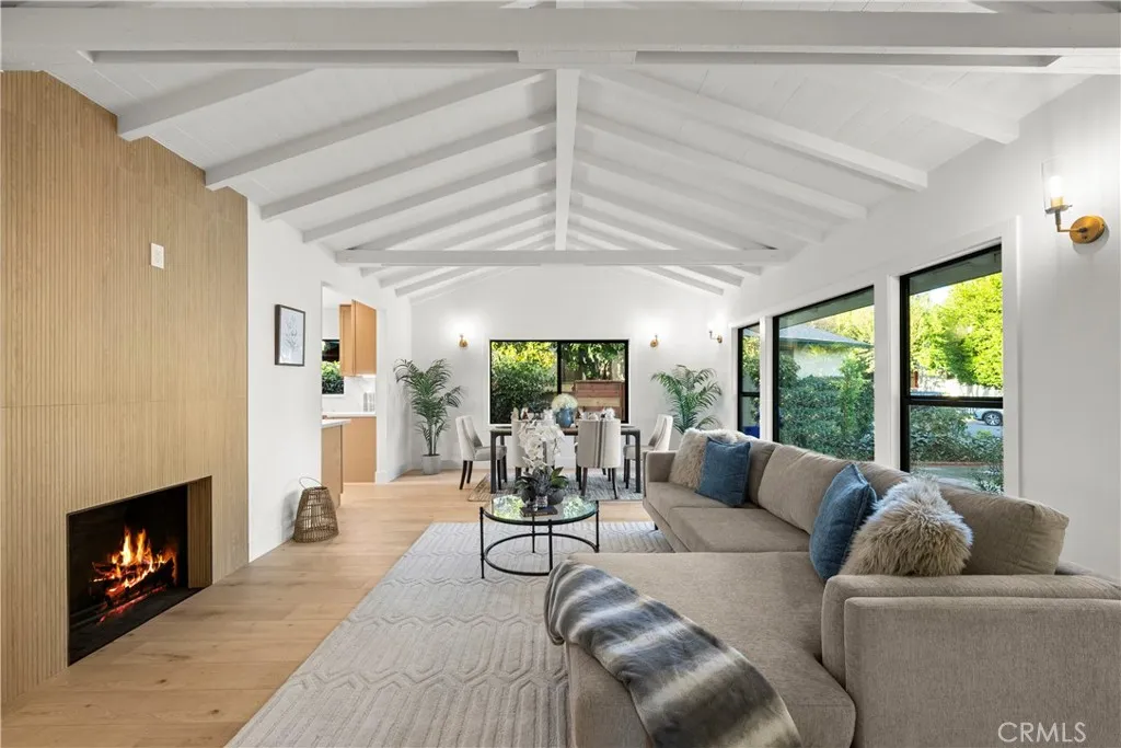 Additional image 4 of 5833 Allott Avenue, Valley Glen, CA 91401