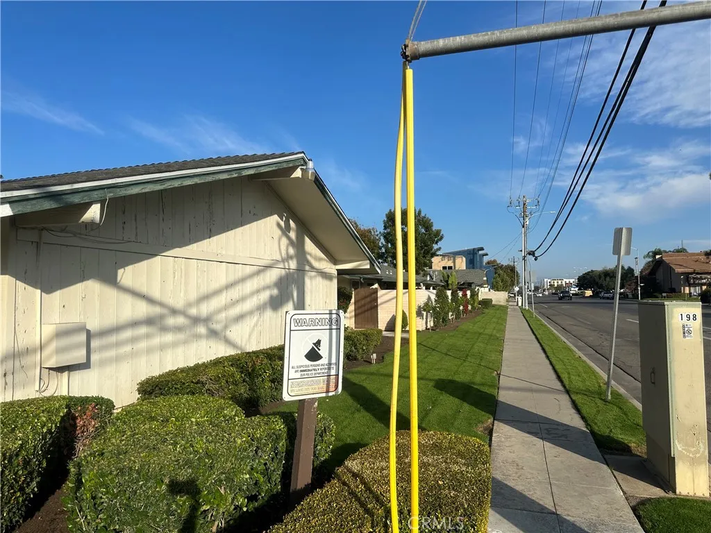 Additional image 54 of 198 W Barstow Ave, Fresno, CA 93704