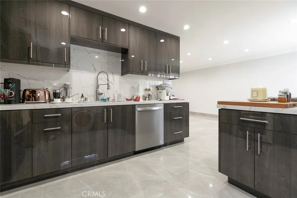 Additional image 72 of 7901 Via Stefano, Burbank, CA 91504