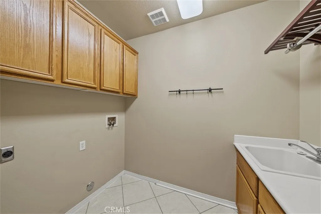 Additional image 80 of 40733 Gleneagles Court, Palmdale, CA 93551