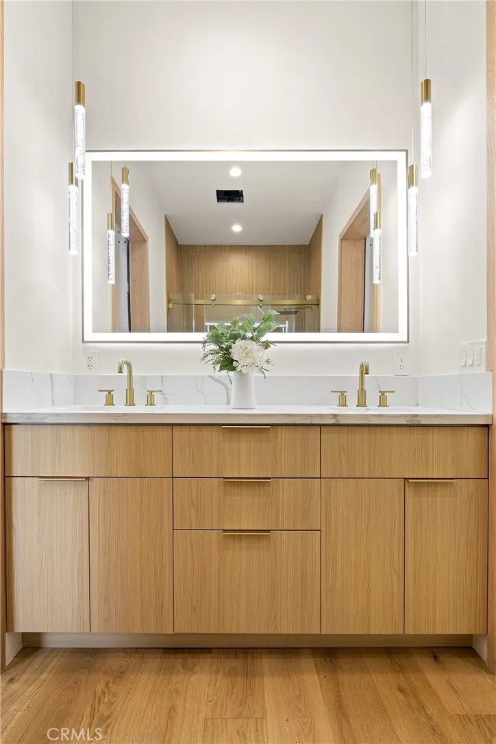 Additional image 97 of 5750 Stansbury Avenue, Sherman Oaks, CA 91401