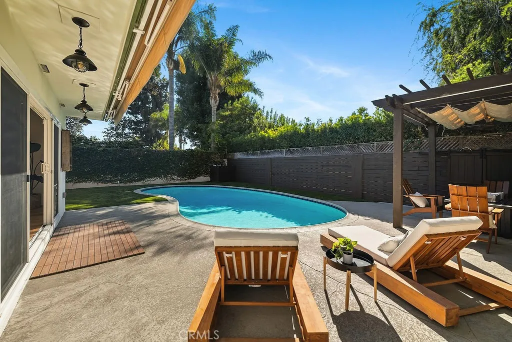 Additional image 57 of 5725 Rhodes Avenue, Valley Village, CA 91607