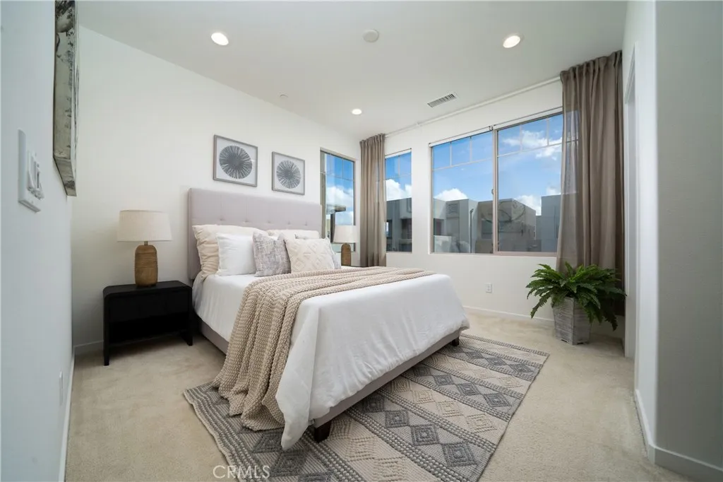 Additional image 32 of 217 Magnet, Irvine, CA 92618