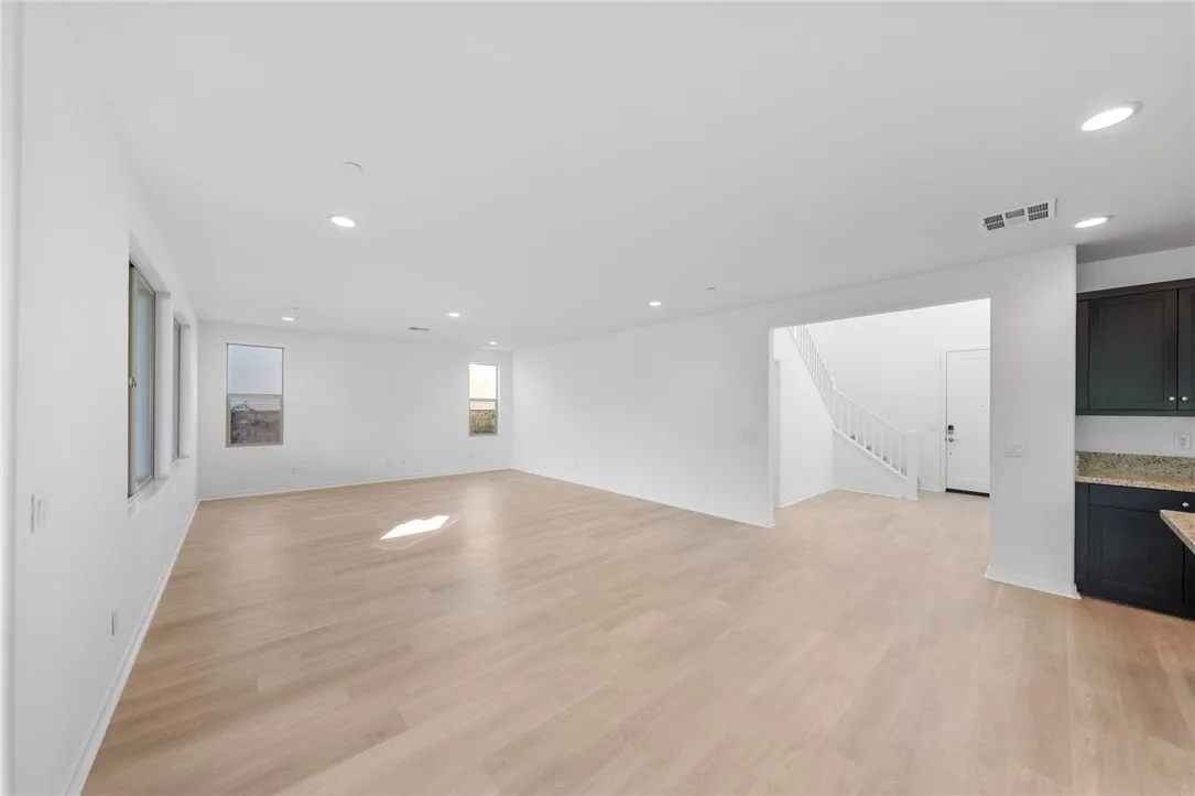 Additional image 76 of 29644 Bonneville Court, Winchester, CA 92596