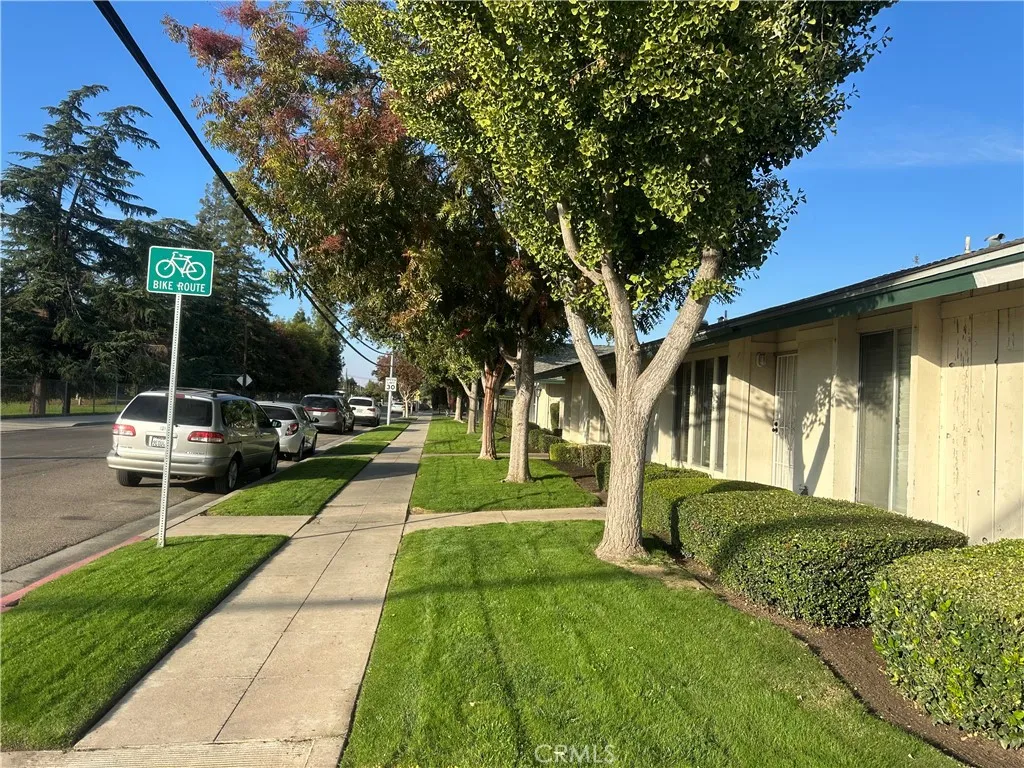 Additional image 25 of 198 W Barstow Ave, Fresno, CA 93704