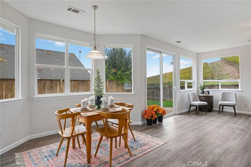 Additional image 10 of 9 Chamiso Dr, Los Alamos, CA 93440